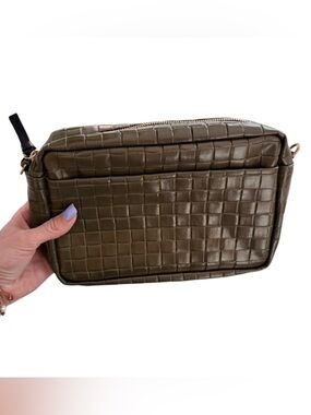 Clare V Petit Moyen Woven Leather Olive Green Crossbody Clutch Bag NWOT
